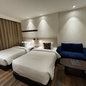 Presidency Airport 4* Kochi